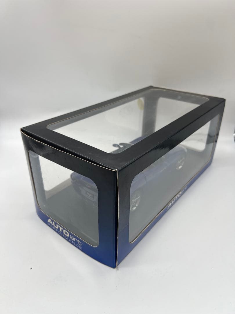 No151ミニカー1/18箱あり CORVETTE C6 CONVERTIBLE