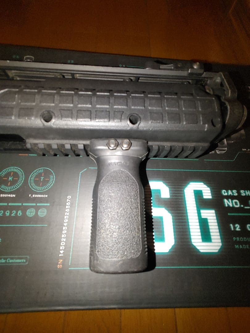 東京マルイ KSG ガスショットガン　多弾マガジンサラマンダー付き