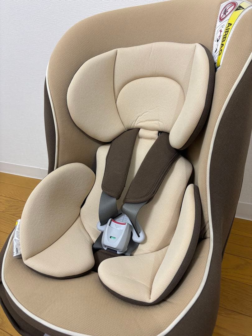 美品!!コンビ チャイルドシート コッコロ S UX-U 人気カラー♪ビスケット