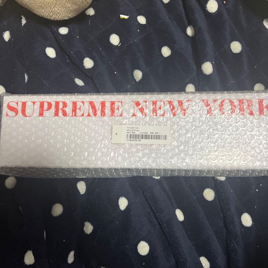 シュプリーム ファースト ギアー トラック \"ホワイト未使用
