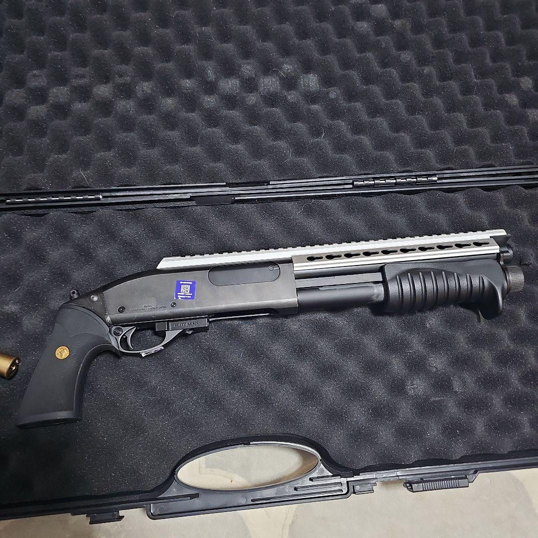 東京マルイ　ブリーチャー　ガスガン