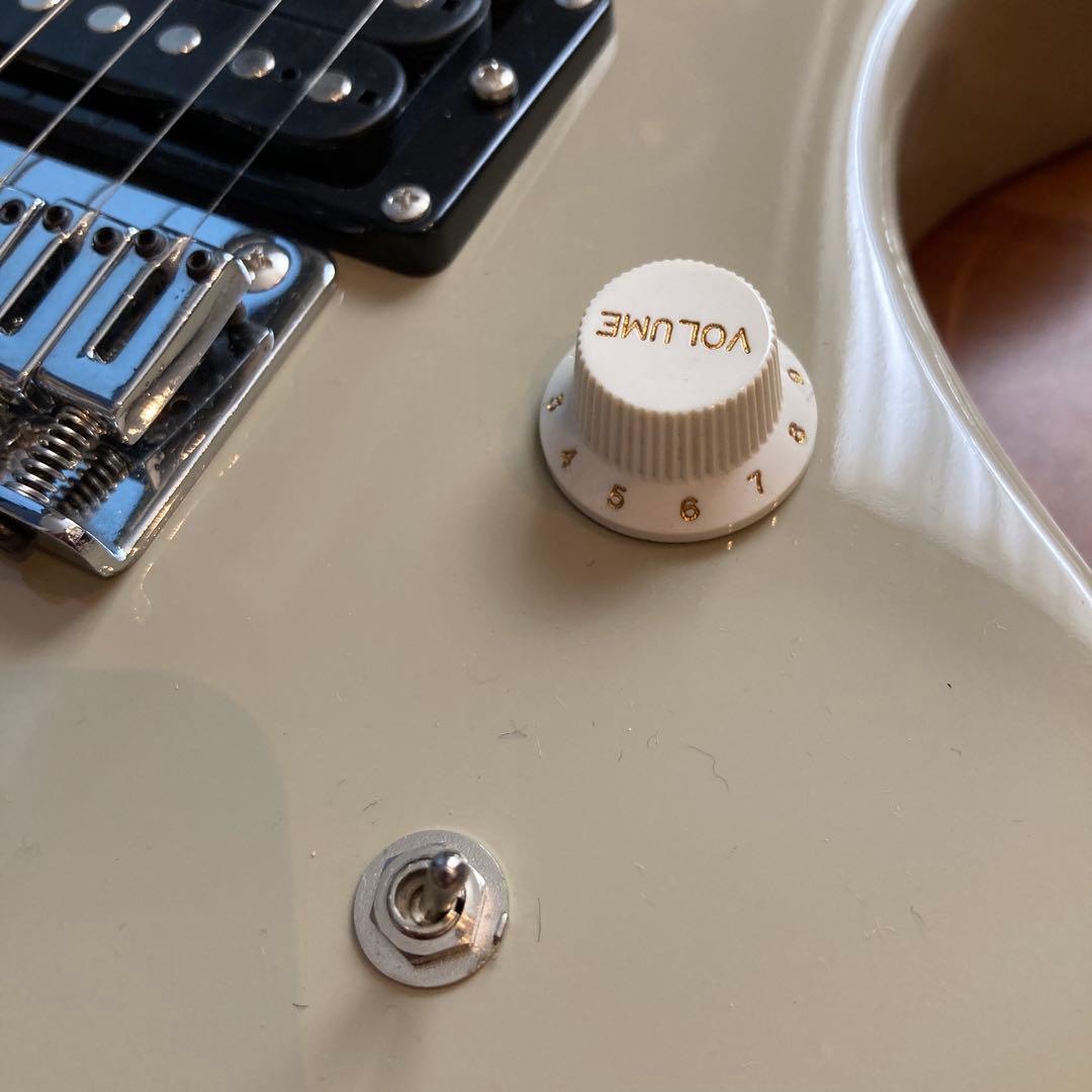 新品　未使用　フェルナンデス ZO-3 アンプ内蔵 エレキギター