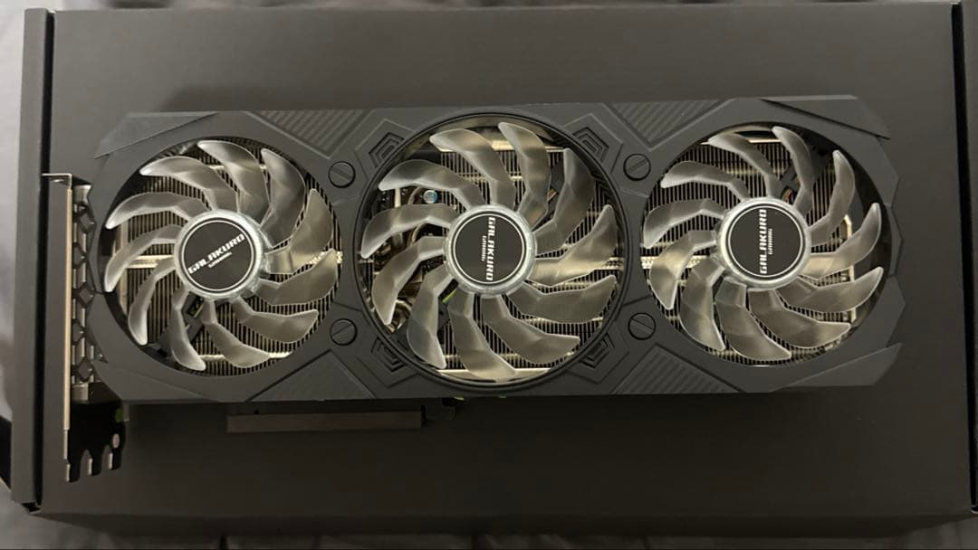 玄人志向 GeForce RTX4070Ti 本体