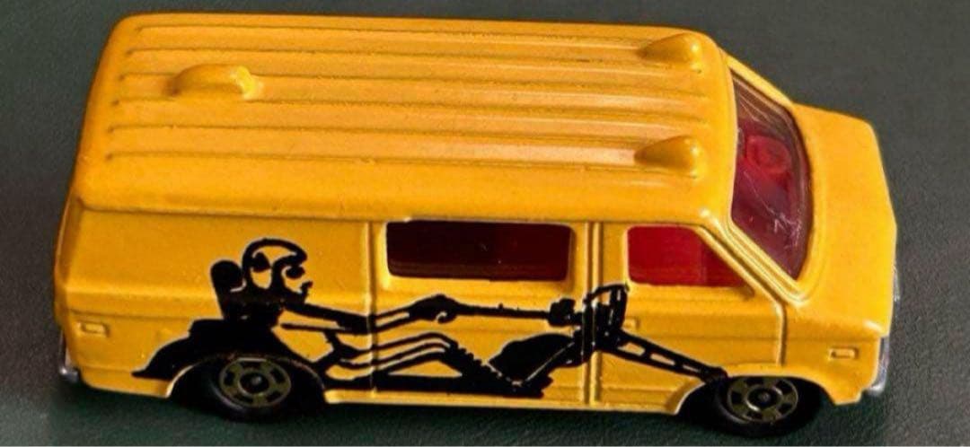 トミカ シボレー シェビーバン