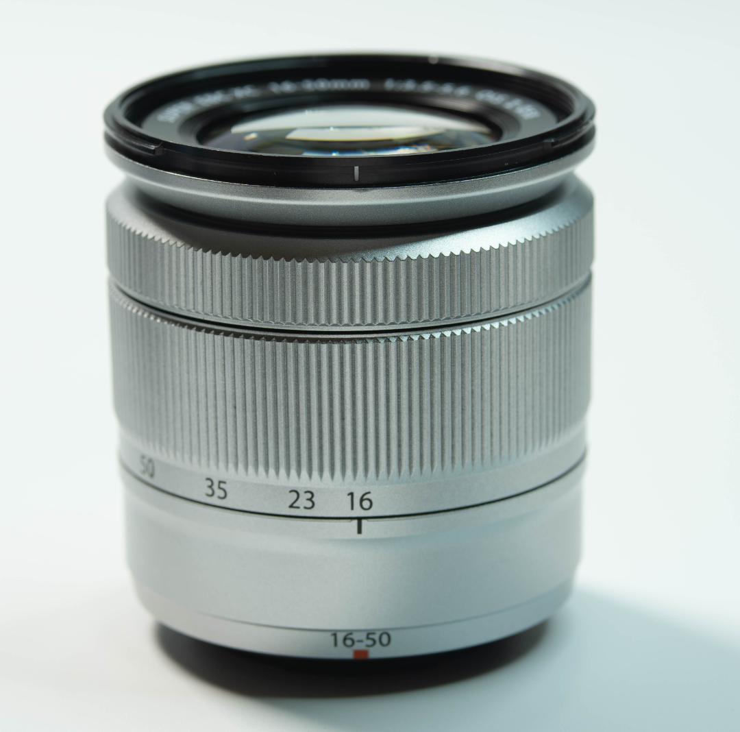 FUJI・X-A3とレンズXC16-50mmのセット