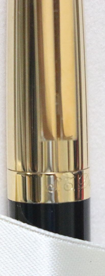 超貴重　ＳＴ・デュポン　ボールペン 　未使用　中古品
