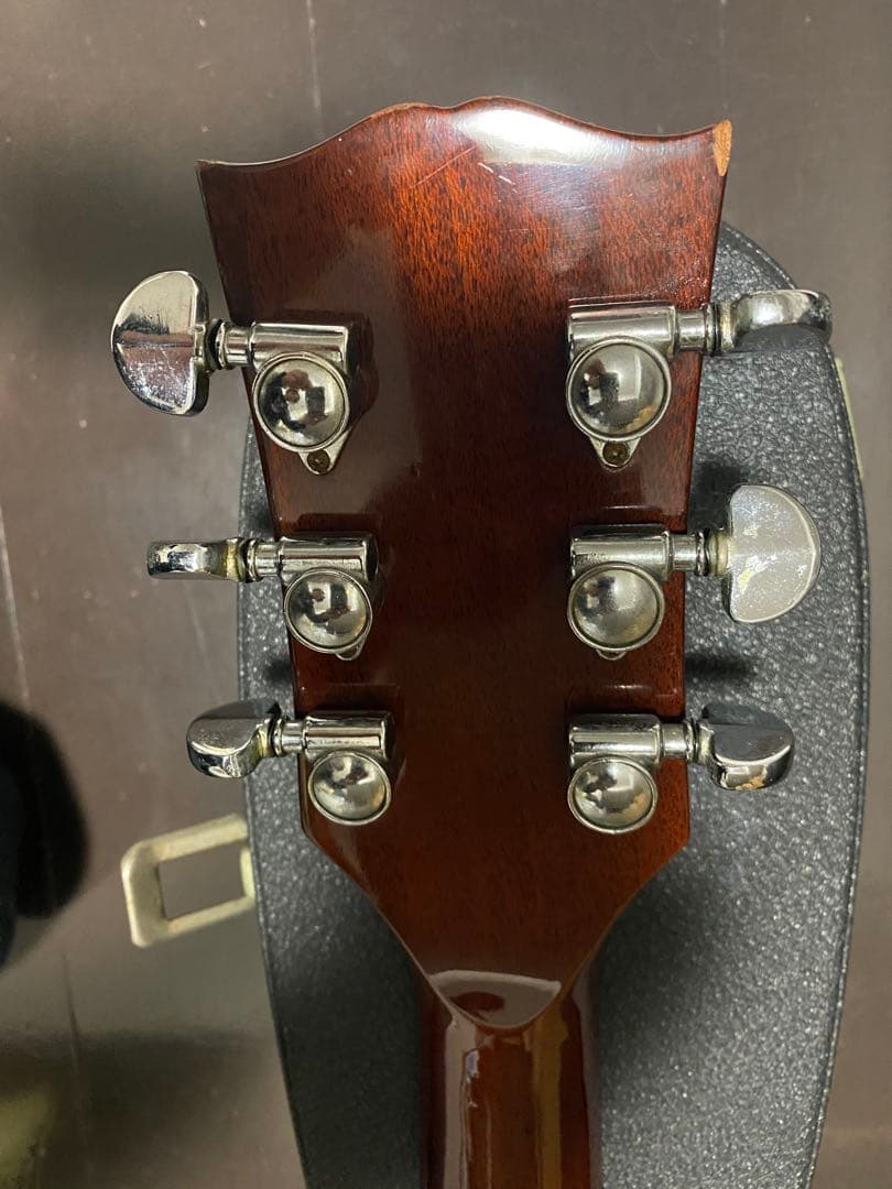 アコースティックギター　burny