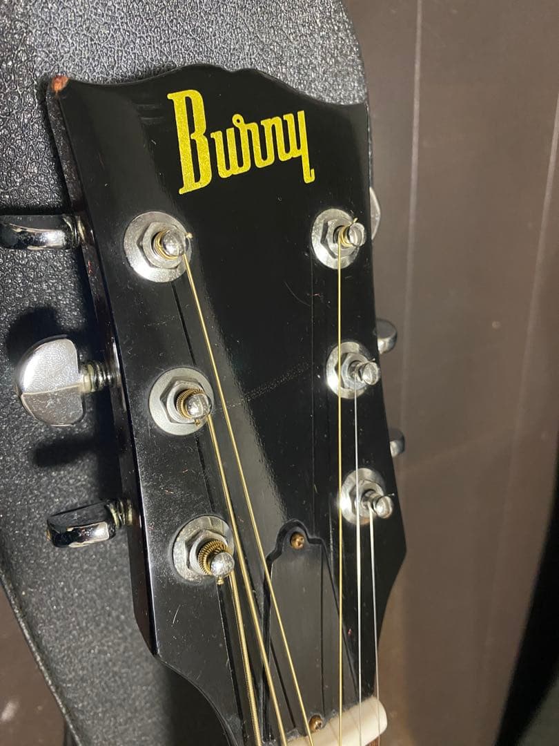アコースティックギター　burny