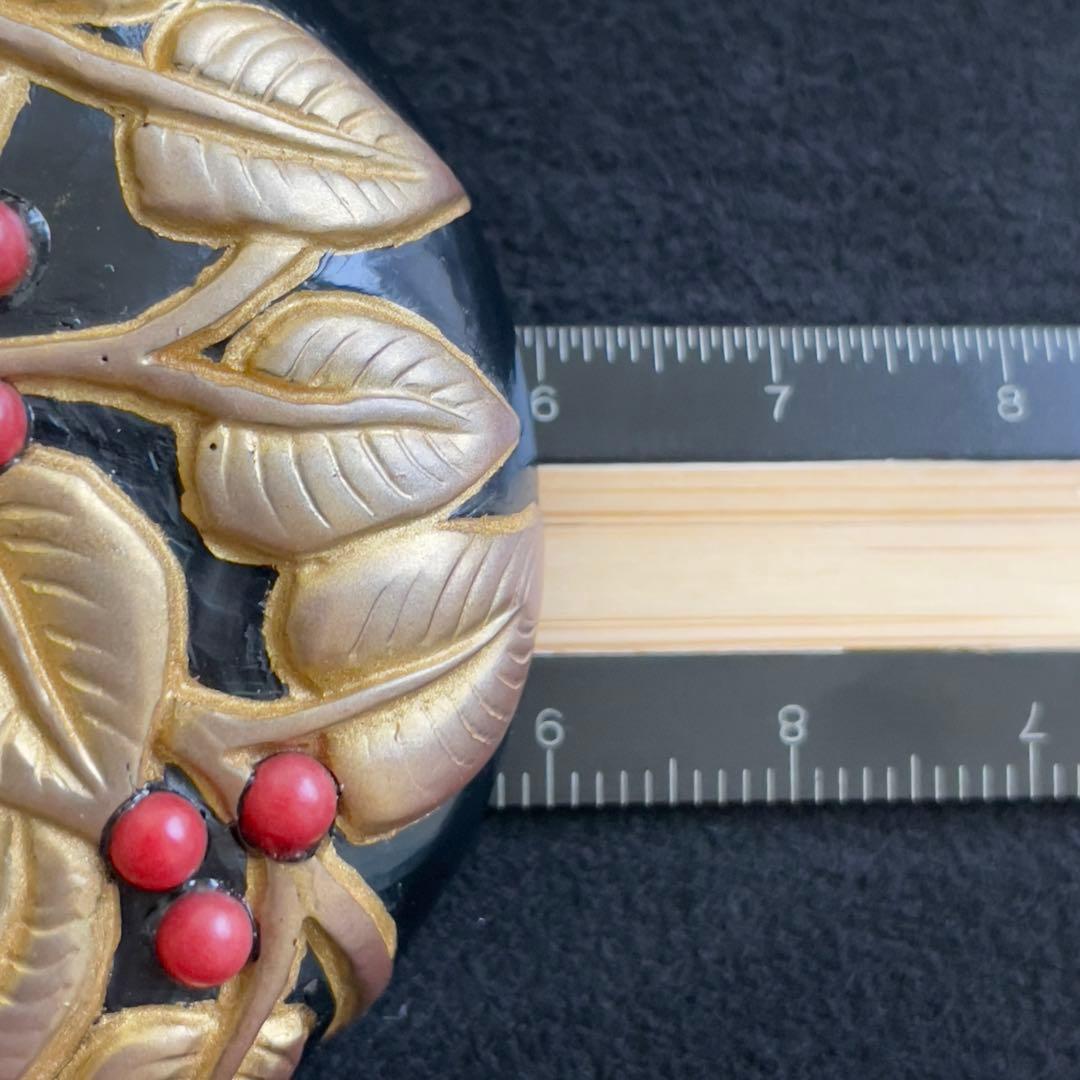 【18】AKIO MORI 珊瑚と金彩のブローチ　ヴィンテージ　レア