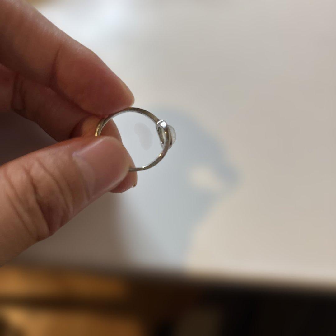 ムーンストーンの指輪！綺麗！フリーサイズ！