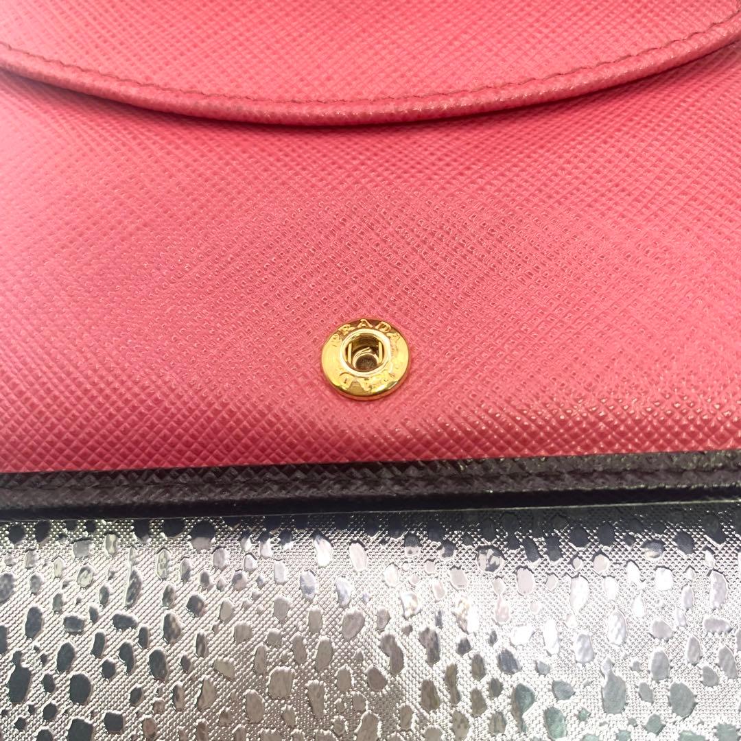 極美品！PRADA プラダ サフィアーノ 二つ折り財布 箱、ギャランティ有