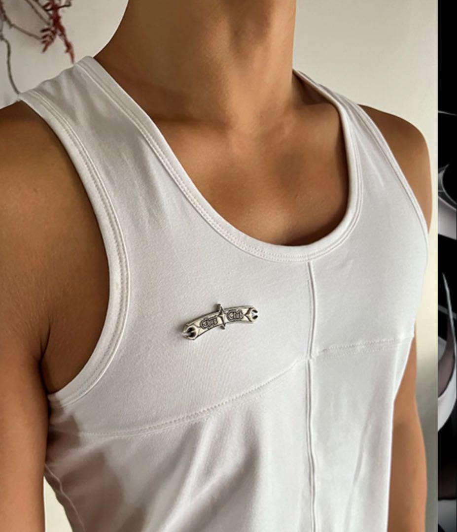 【新品未使用】THUG CLUB サグクラブタンクトップ ホワイト　１サイズ