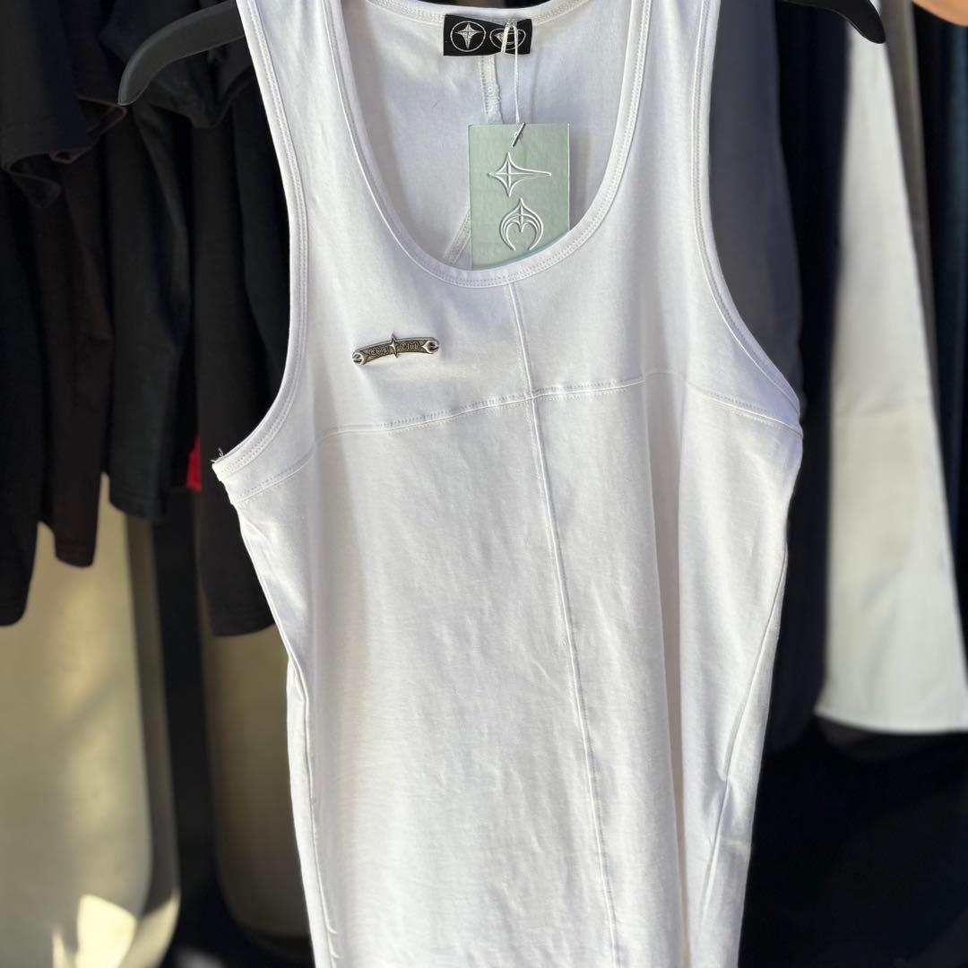 【新品未使用】THUG CLUB サグクラブタンクトップ ホワイト　１サイズ