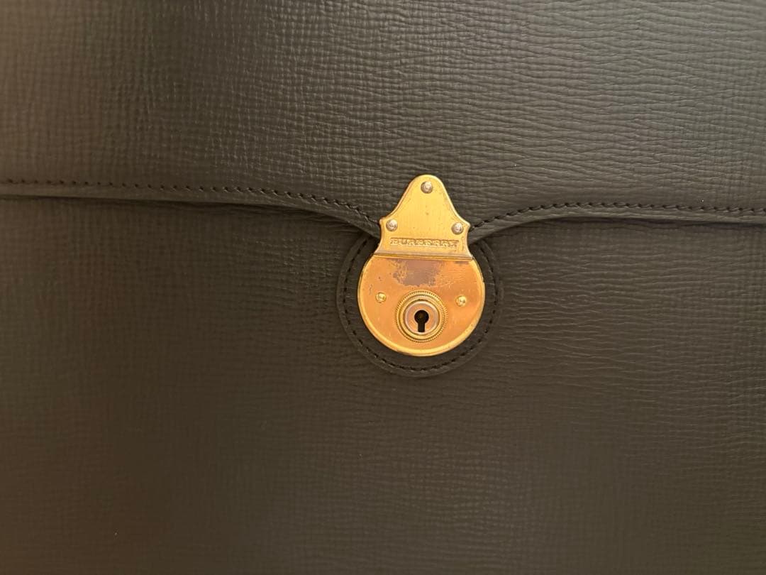 BURBERRY 本革 ブリーフケース 黒 書類バッグ 鍵なし