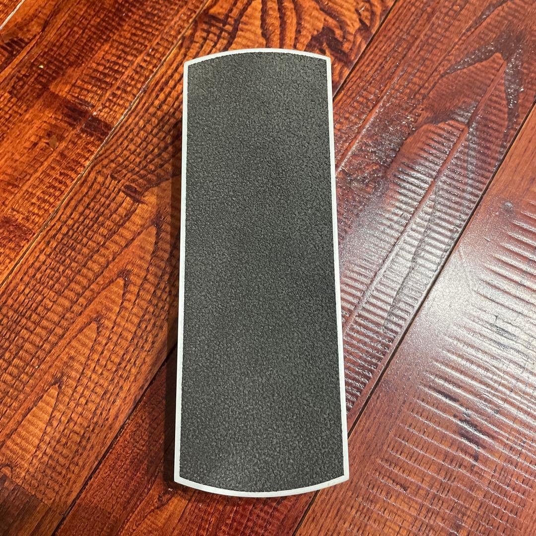 ボリュームペダル　ERNIE BALL