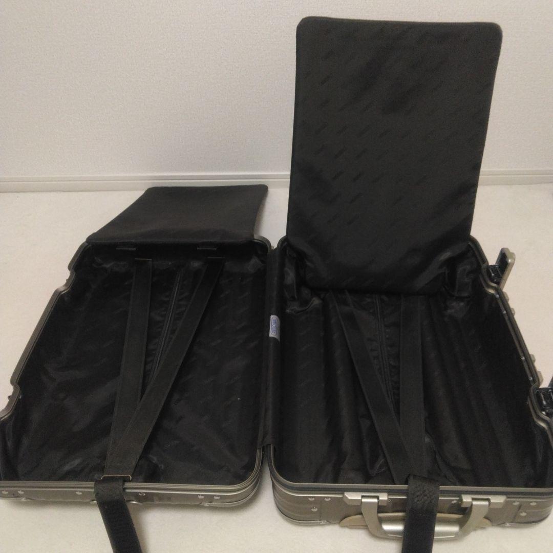 【良品・廃盤】RIMOWA リモワTOPAS トパーズ　チタニウム　32L 2輪