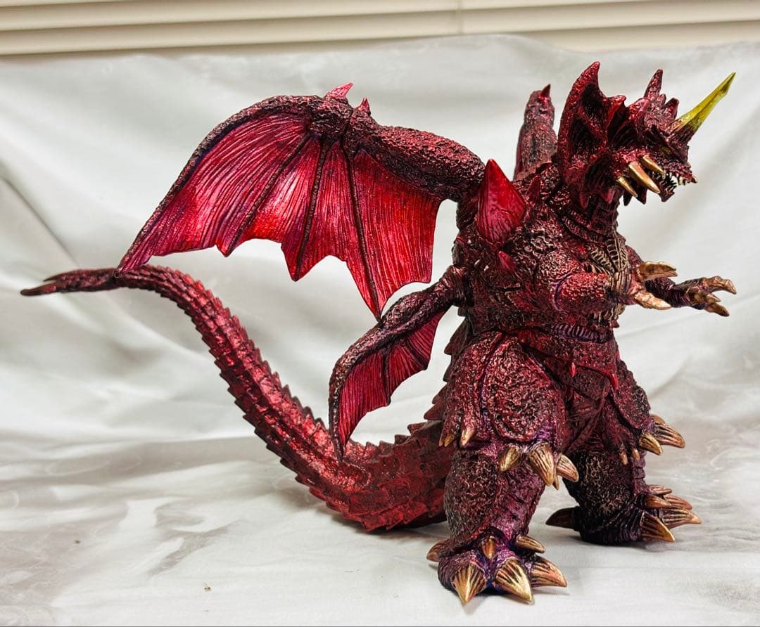 ゴジラ怪獣　デストロイア　フィギュア