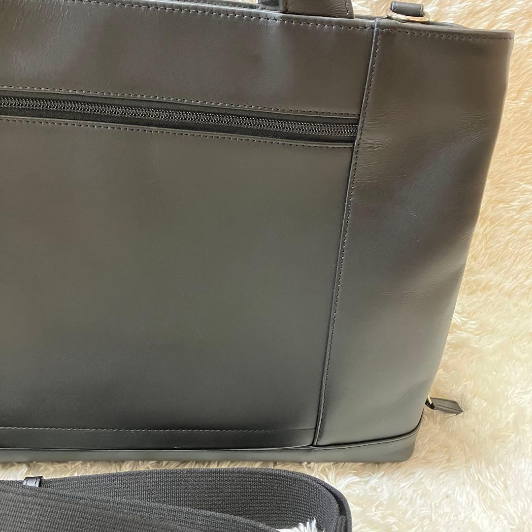 【美品】TRION ブリーフケース 2way ビジネスバッグ　キャリーオン3室