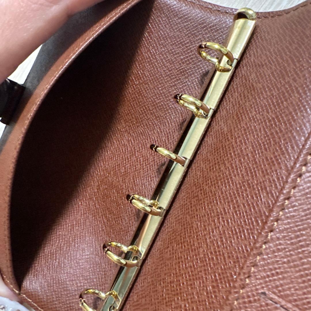 kon　ルイヴィトン　手帳