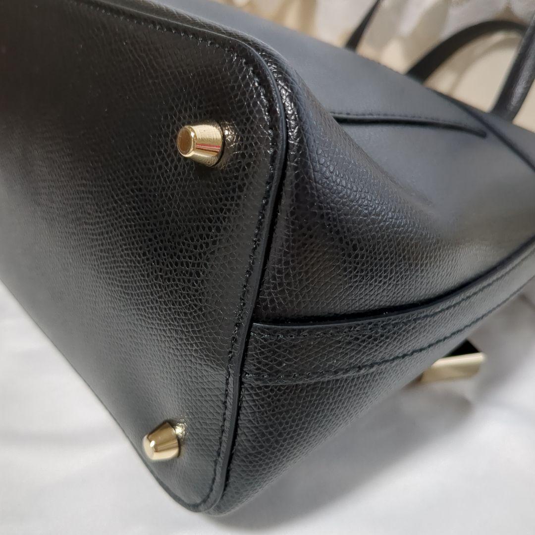 【美品】FURLA ブラック ハンドバッグ ショルダーストラップ付き