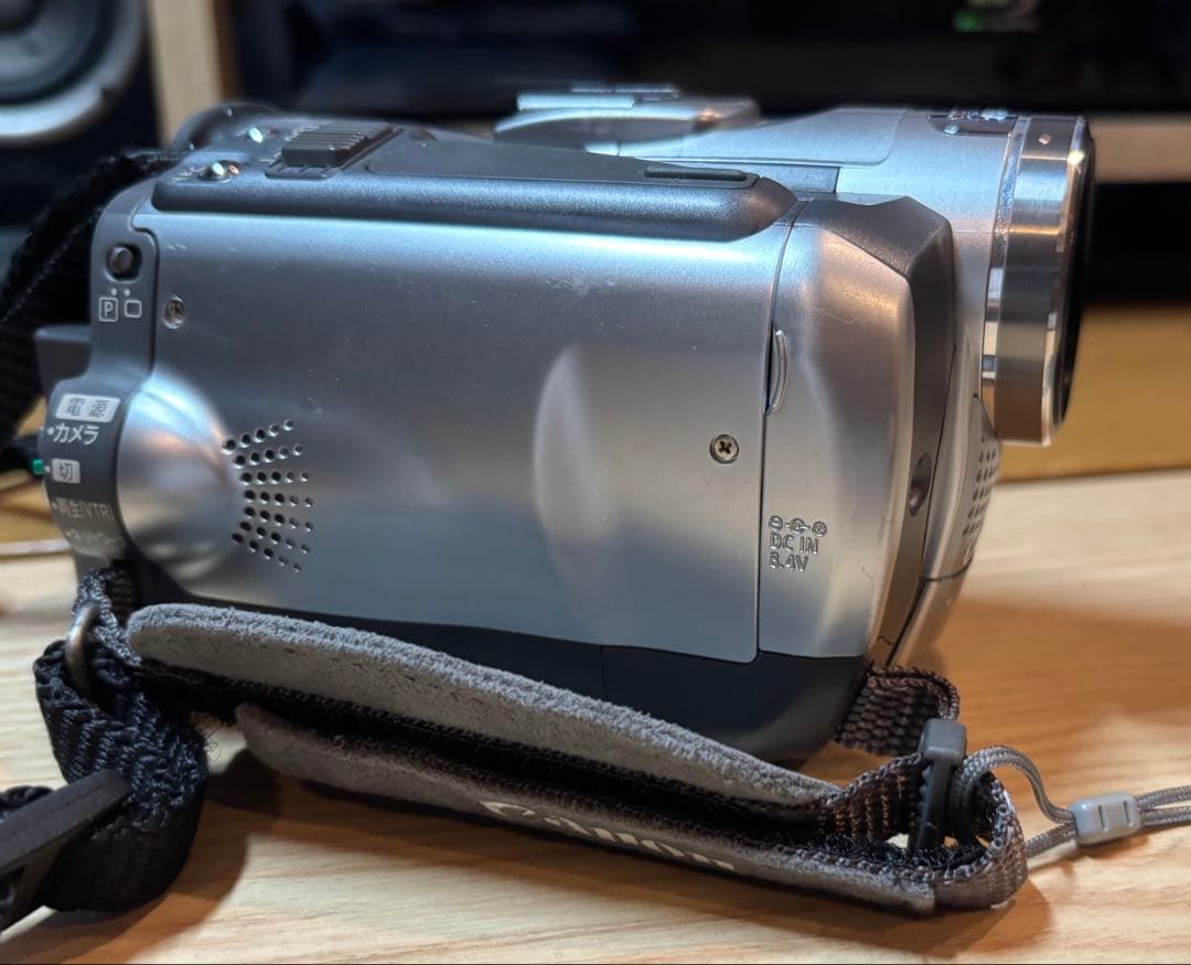 正常動作確認済美品　キヤノン　miniDVビデオカメラ FV-M100