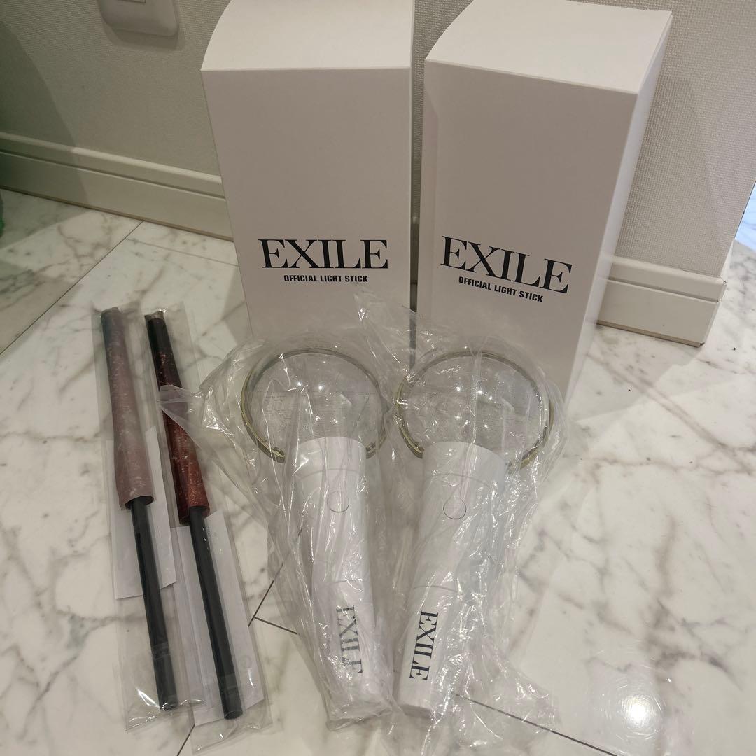 EXILE THE REASONペンライト2個セットフラッグ２本セット　一度使用