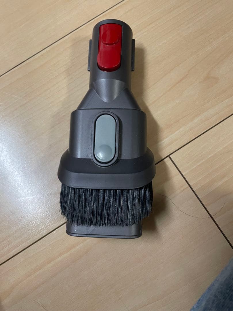 Dyson V8 コードレス掃除機　fluffy extra