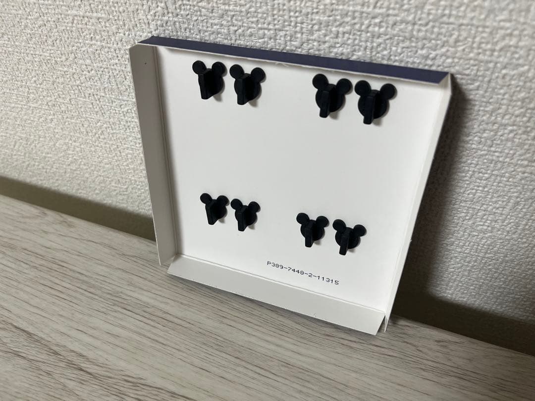 【希少】DisneyStoreLimited Edition 500 ピンバッジ