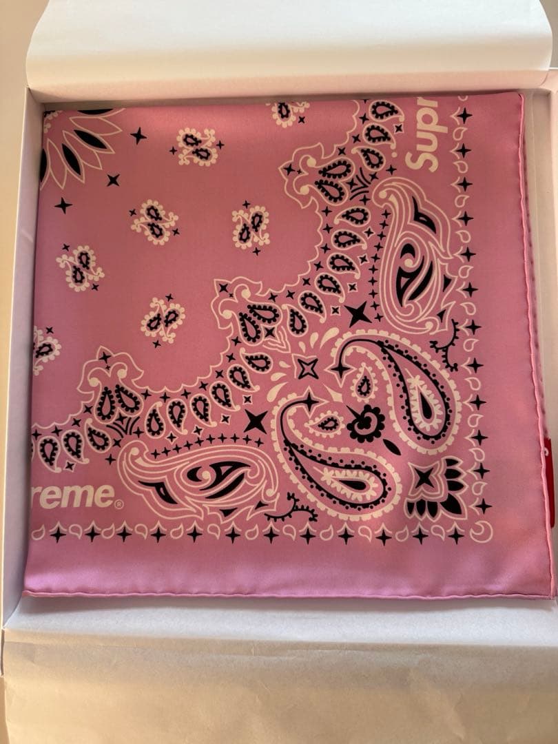 【美品】SupremeシュプリームSilk Bandana シルクバンダナピンク
