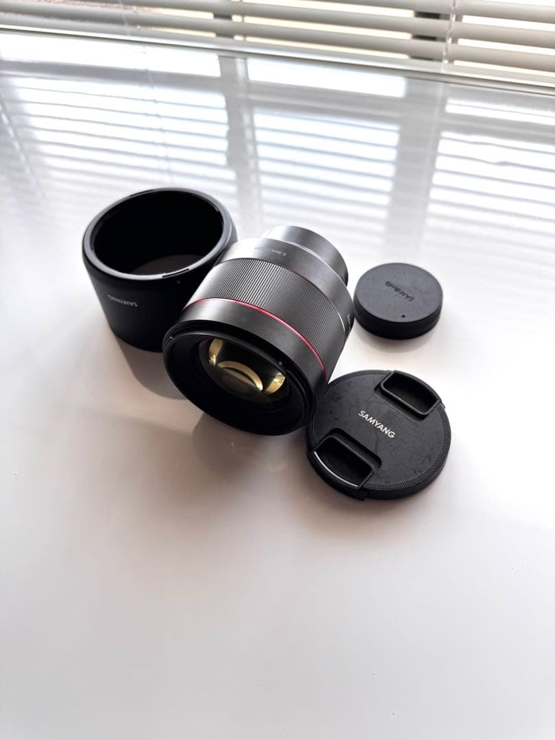 最終値下げSAMYANG AF 85mm F1.4 FE (ソニー E用レンズ）