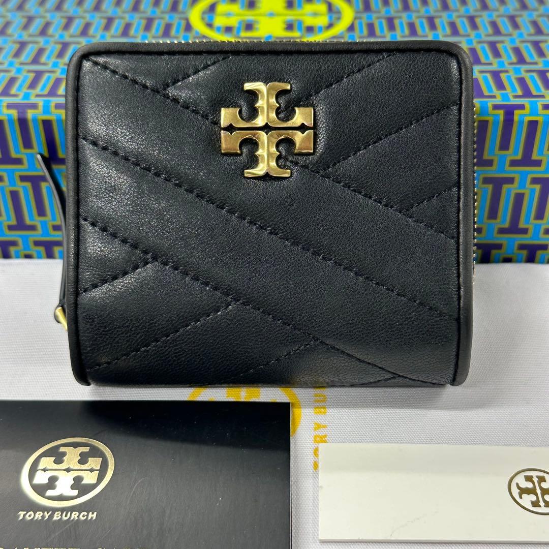 新品同様‼️ 現行　トリーバーチ　財布　二つ折り　折り財布　キルティング