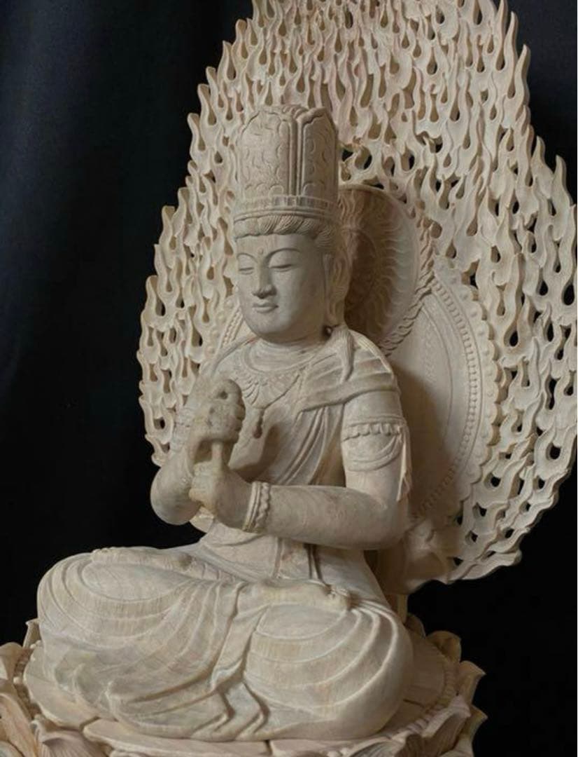 高62cm 井波彫刻 一刀彫り　仏教工芸品　香樟材　木彫仏教　大日如来座像