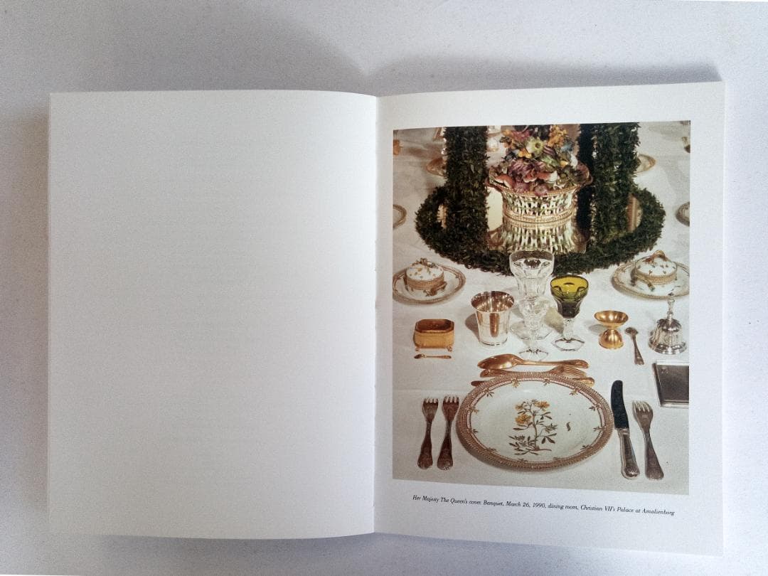 FLORA DANICA　デンマークのボタニカル細密画の世界　1990年代