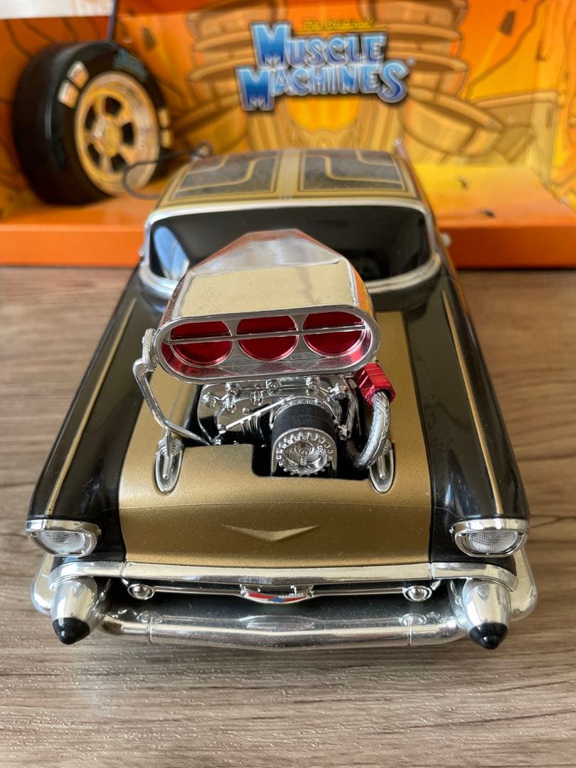 muscle machine ミニカー　Chevrolet アメ車