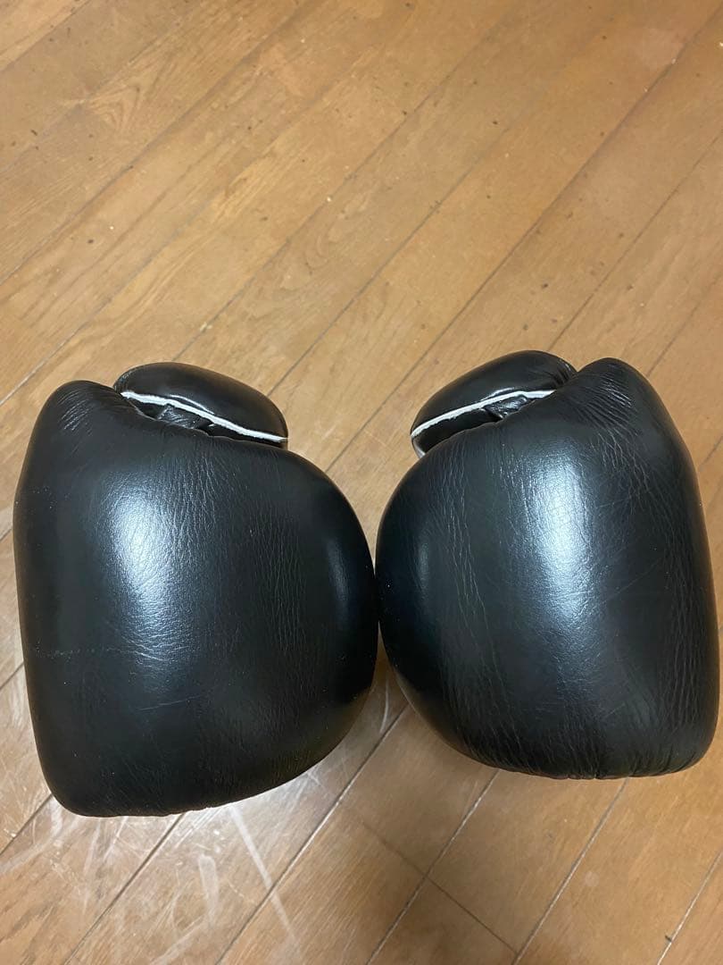 ★ PRIZE RING ★ \"Classic 50” gloves 14oz