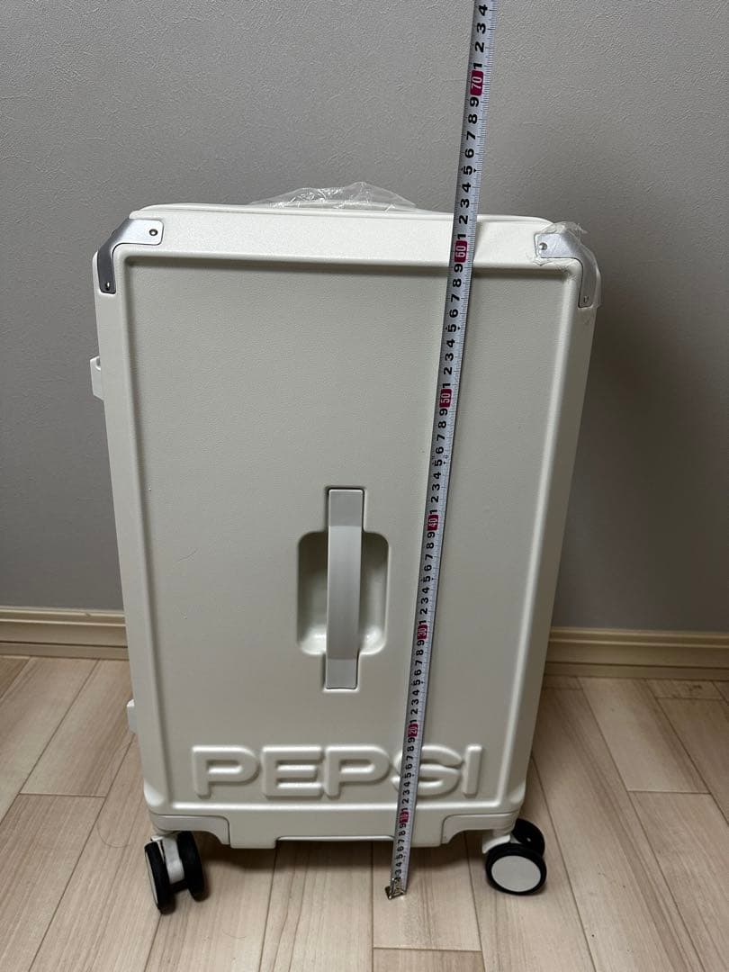 PEPSIコラボ 白キャリーケース（カップホルダー付）
