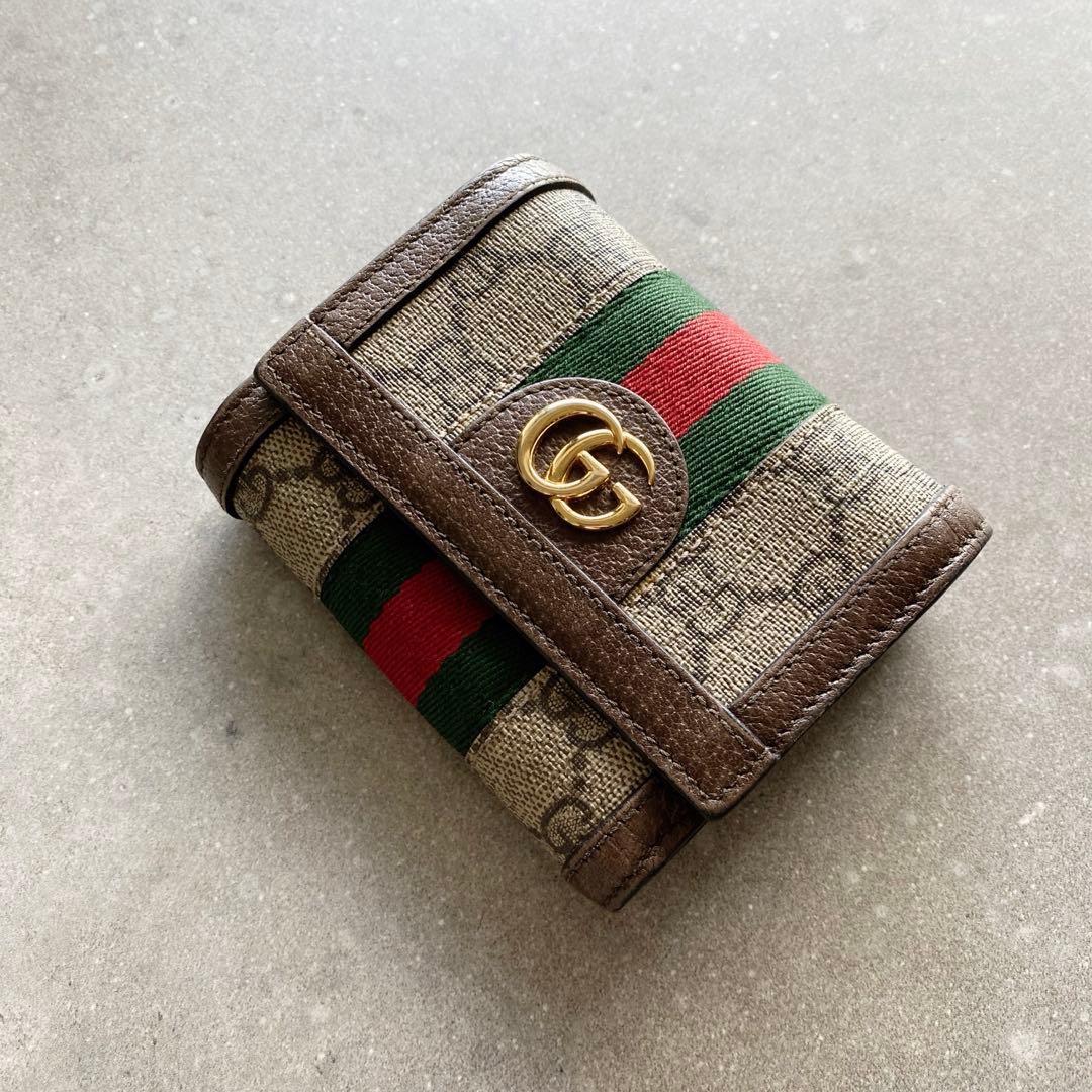 GUCCI グッチ 三つ折り財布　ケース　カードケース