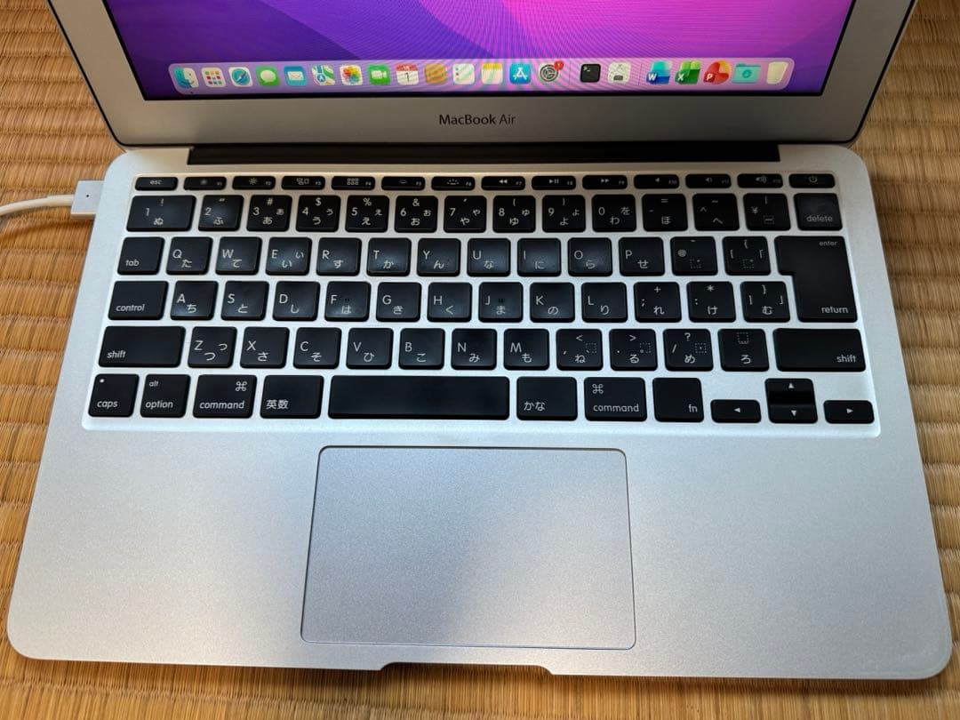 MacBook本体 MacBook Air 11.6inch i7-2.0GHz 8GB 512GB