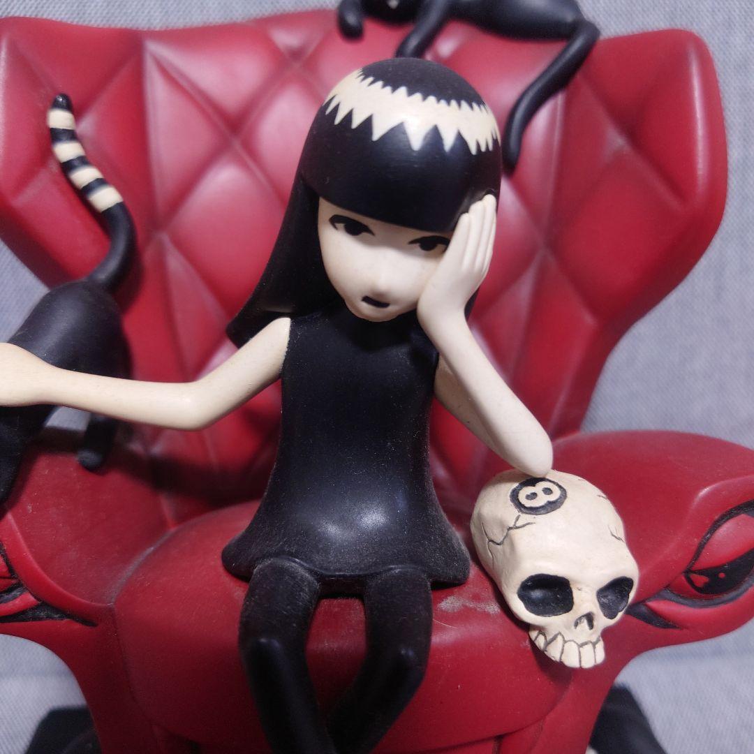 【世界限定1300体】Emily the Strange Chairman o…