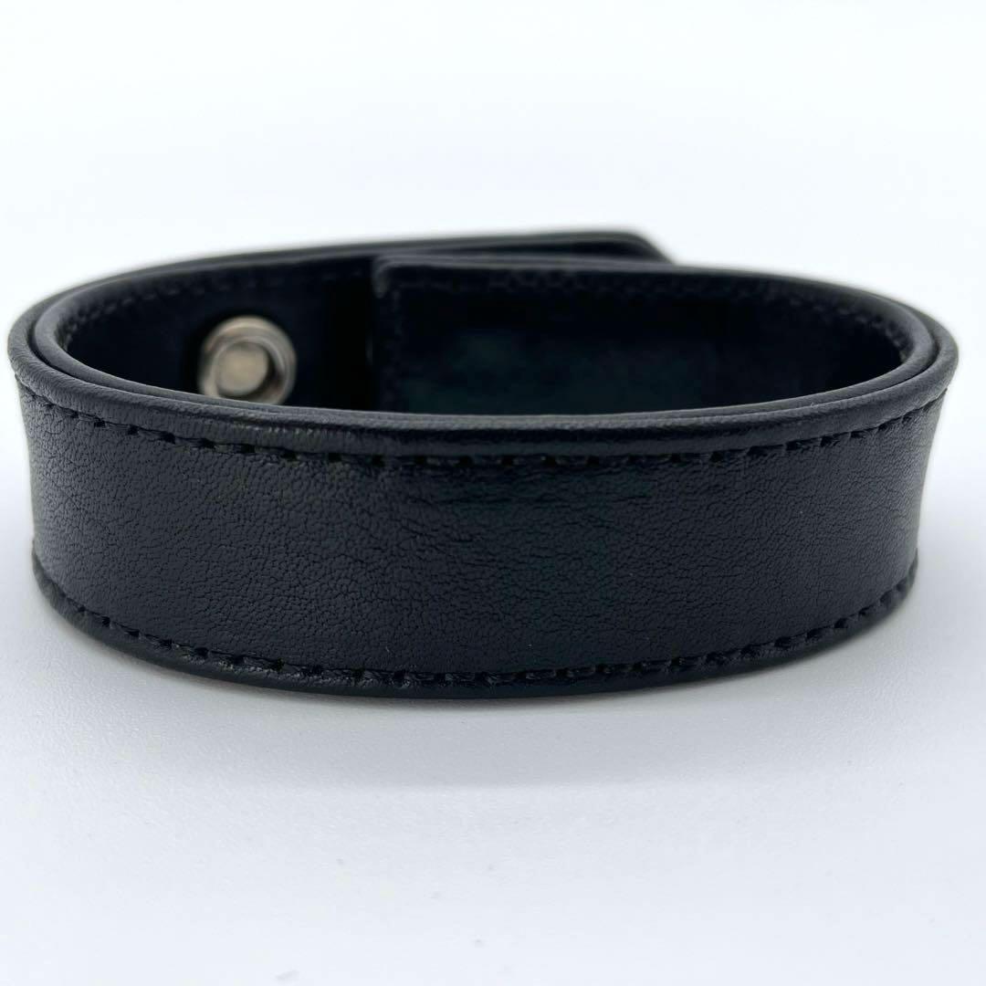 Chrome Hearts　レザーブレスレットクロス 3ボタン 2スナップ