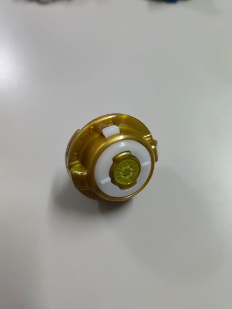 【超美品、新品未使用】 ベイブレードバースト ロス トロンギヌス 黒龍セット