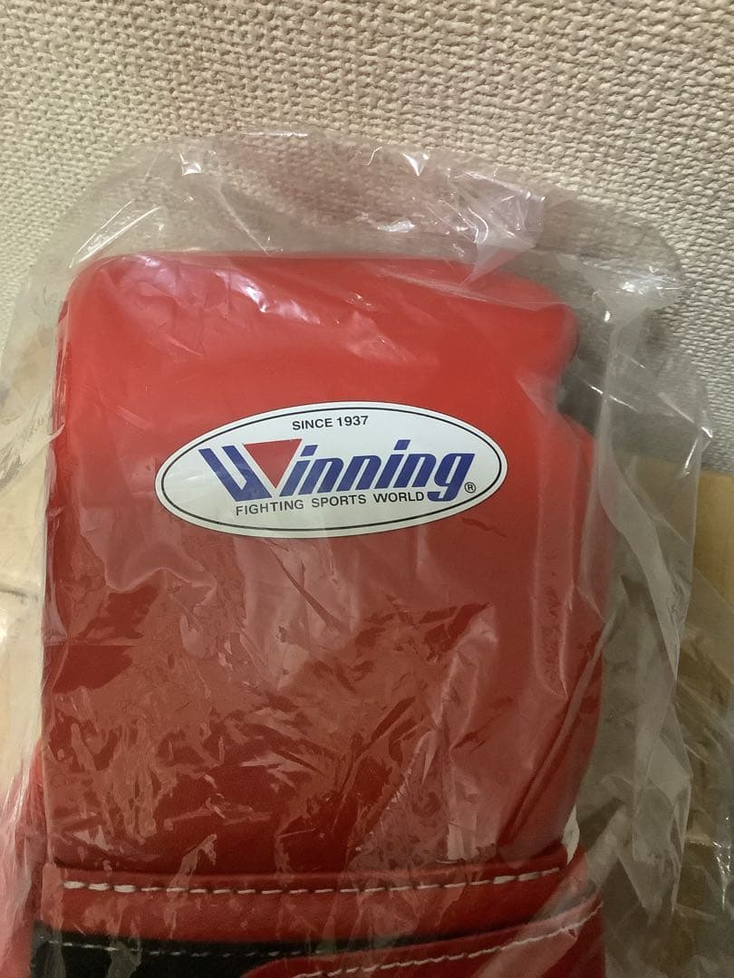Winning ウイニング　ボクシンググローブ　8オンス　レッド