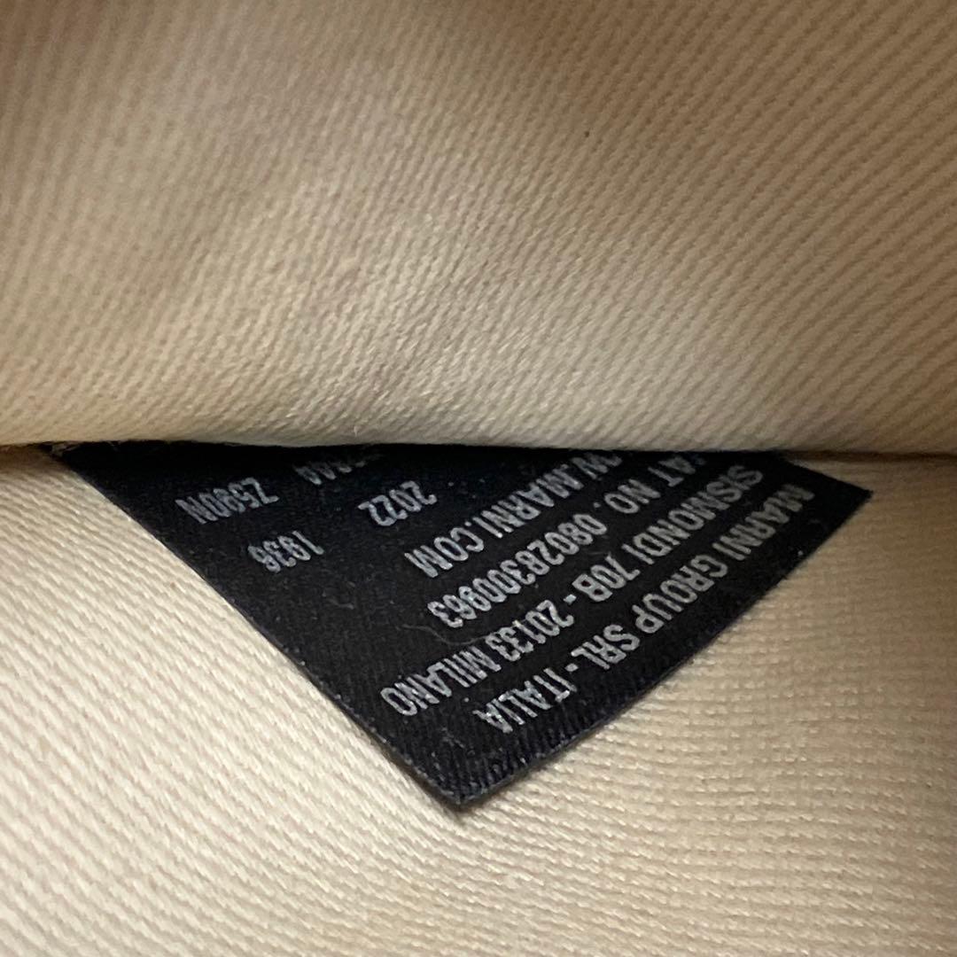 ・未使用　MARNI マルニ レザー二つ折り財布 黒×赤　ミニ財布　箱袋付き