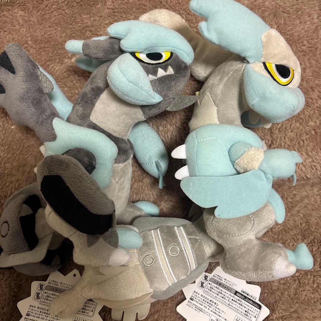 【廃盤レア】ポケモンセンター　ポケドール　ブラックキュレム　ホワイトキュレム