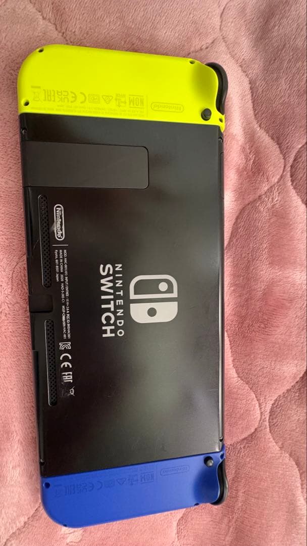 Nintendo Switch 本体 青と黄色のJoy-Con