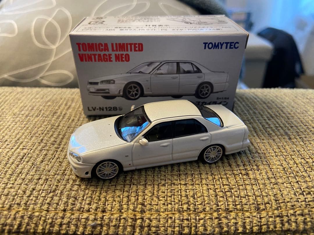 トミカリミテッドヴィンテージ lv-n128b&lv-n151c