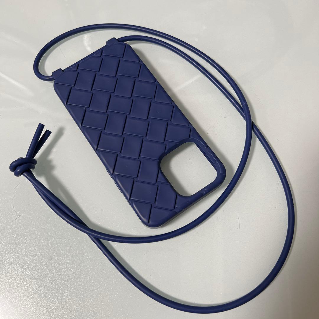 iPhone13 Promax ボッテガべネタ 携帯カバー (ブルー系)