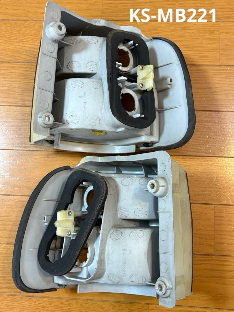 三菱デリカ スペースギア クリアテールレンズセット