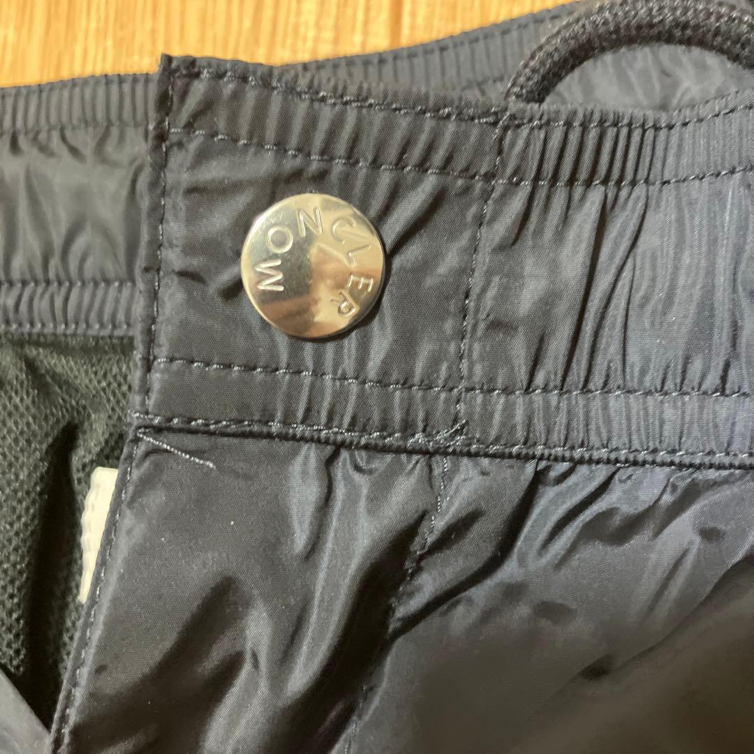 モンクレール　水着　ショート、ハーフパンツＭサイズ