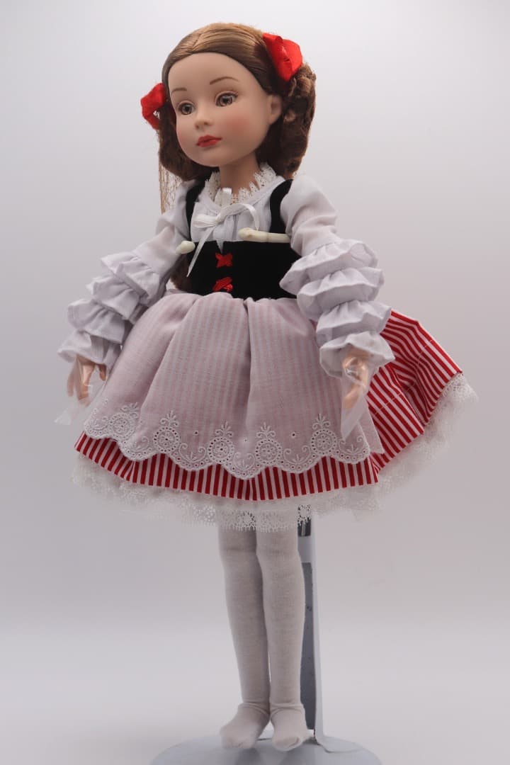 What Big Eyes You Have エファンビー・ドール 35cm